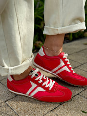 Suri Sneaker