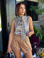 Donna Short - theClothesRak