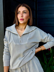 Farrah Sweatshirt - theClothesRak