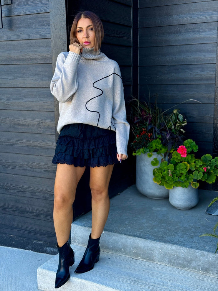 Maddie Short (Black) - theClothesRak